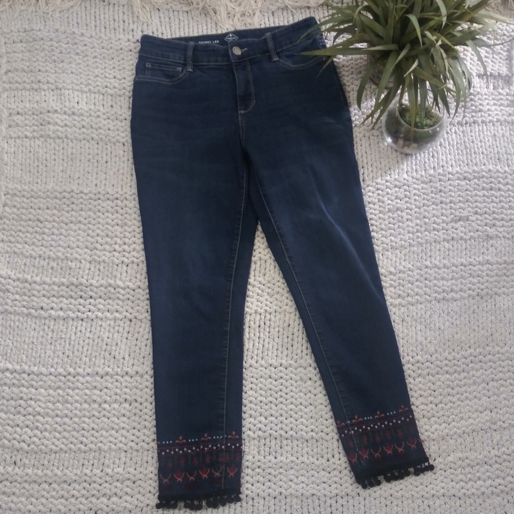 St. John's Bay Blue Skinny Leg Boho Jeans with Embroidered Patterns, Size 8